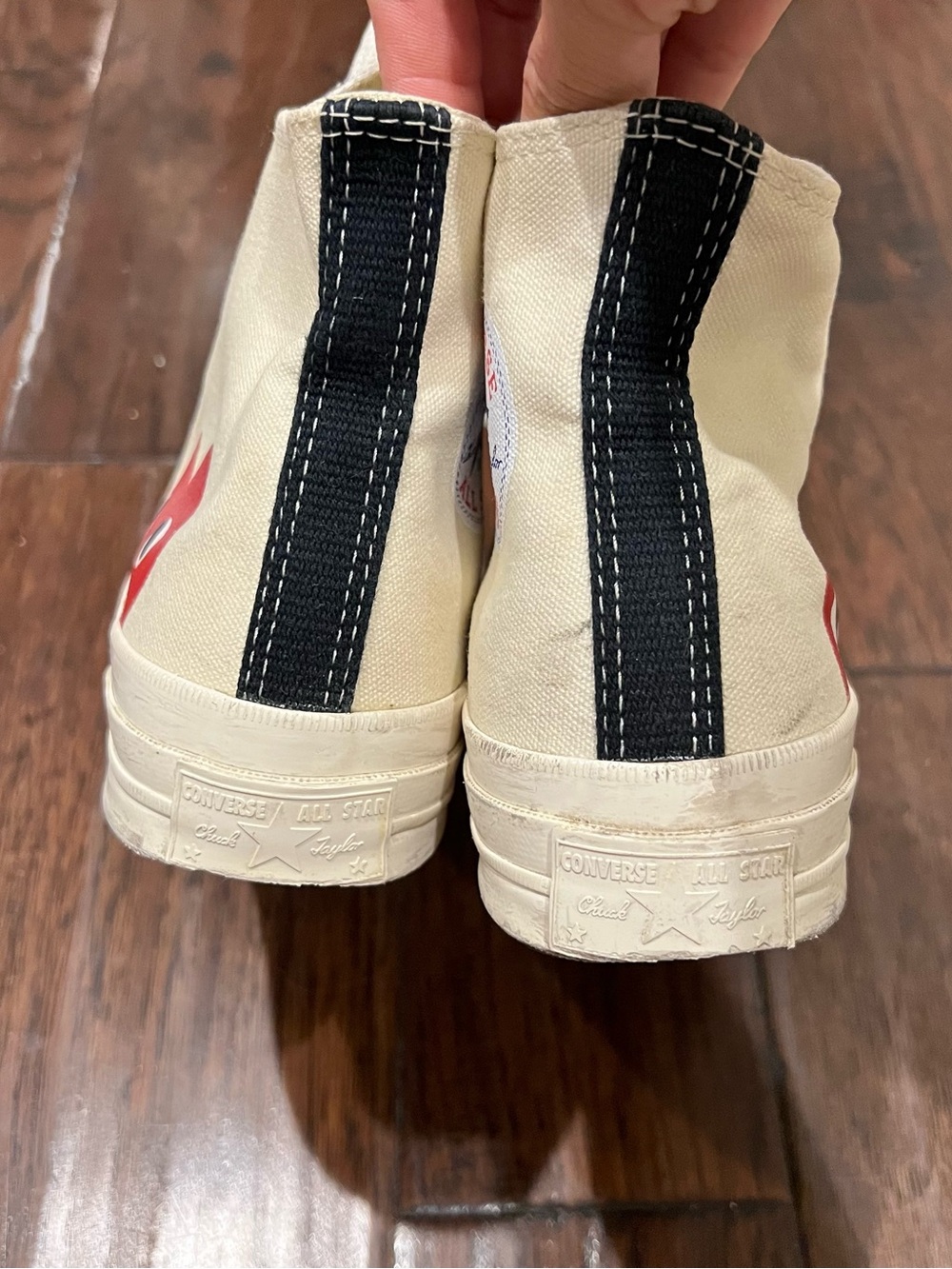 Converse x Comme des Garçons PLAY Chuck 70 Hi Top Unisexe Sneaker - Picture 4 of 10